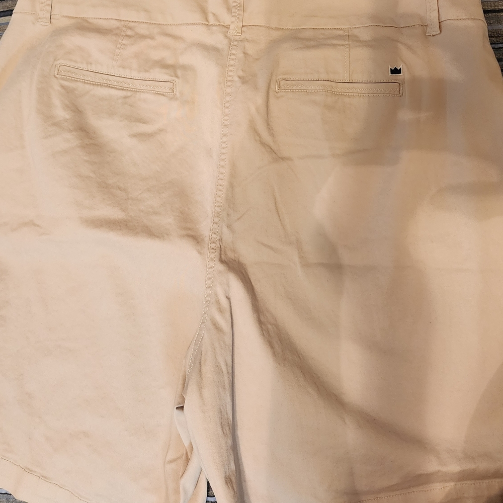Tan Women's Shorts FREE Tee - Picture 7 of 10